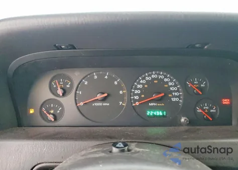 2001 Jeep Grand Cherokee Laredo z USA, uszkodzony, nr VIN 1J4GW48S01C535687